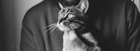 Autorul lunii februarie - Julio Cort&aacute;zar sau G&acirc;lceava zg&acirc;rfanului cu porcovățul