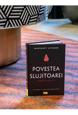 Povestea Slujitoarei. Roman grafic