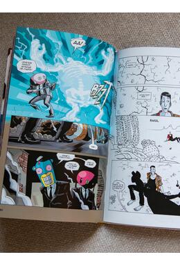 Pachet Umbrella Academy 2 volume (Suita Apocalipsei, Dallas)