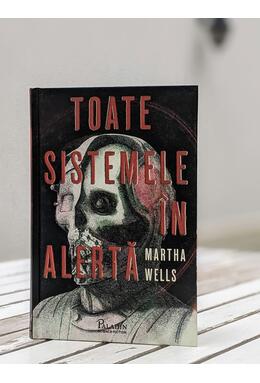 Pachet Martha Wells (Toate sistemele în alertă, Strategie de ieșire)