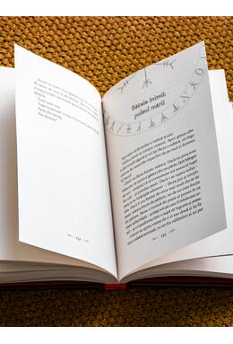 Pachet promo Red Adventure (Vânt spre miazănoapte și pix)