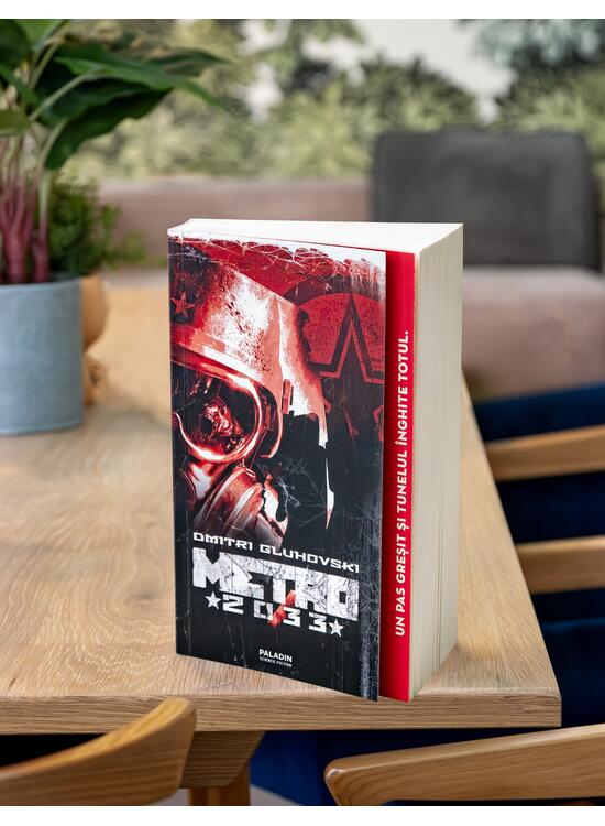 Copertă produs Metro 2033 | paperback - gallery big 3