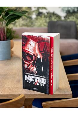 Copertă produs Metro 2033 | paperback