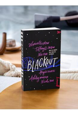 Copertă produs Blackout | paperback