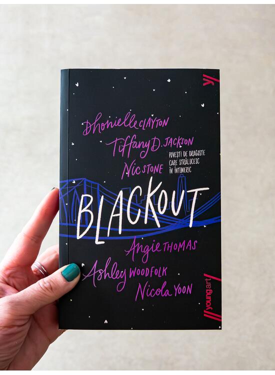 Copertă produs Blackout | paperback - gallery big 6