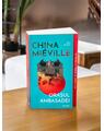 Copertă produs Orașul Ambasadei ediție paperback - thumb 3