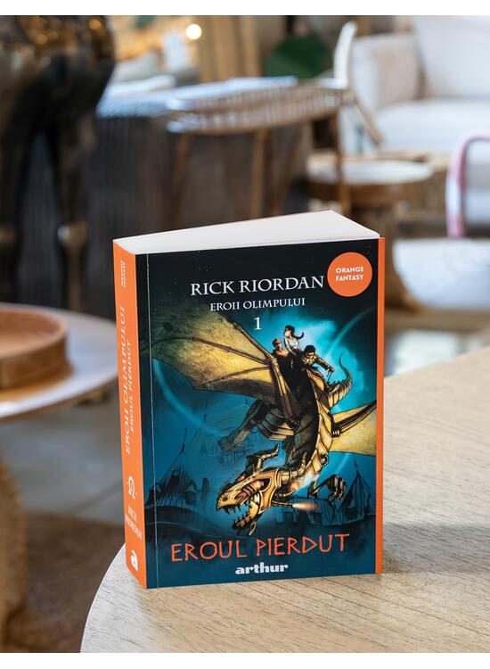 Copertă produs Eroii Olimpului #1. Eroul pierdut | paperback - gallery big 3