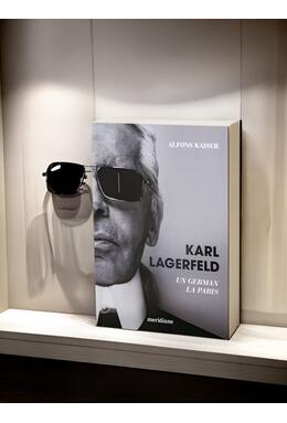 Copertă produs Karl Lagerfeld. Un german la Paris