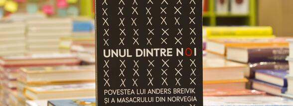 "Unul dintre noi" - o carte ca o busolă